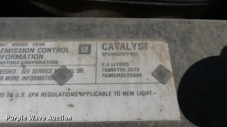 image for item DF3275 2007 Chevrolet Silverado 1500 pickup truck