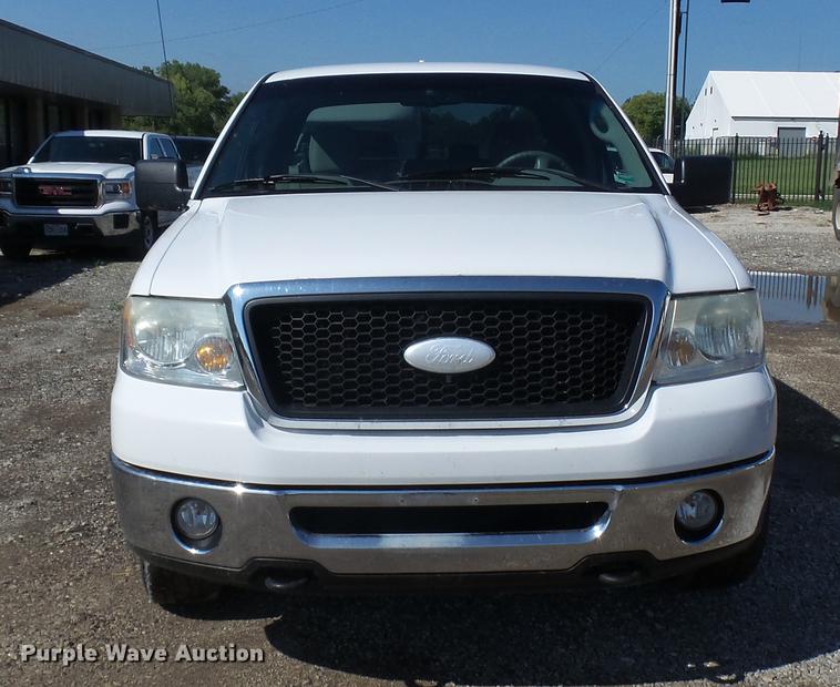 image for item DF3276 2008 Ford F150 XLT SuperCab pickup truck