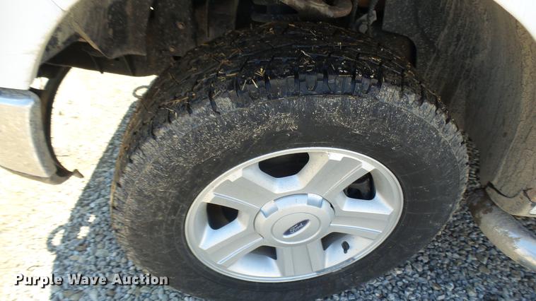image for item DF3276 2008 Ford F150 XLT SuperCab pickup truck
