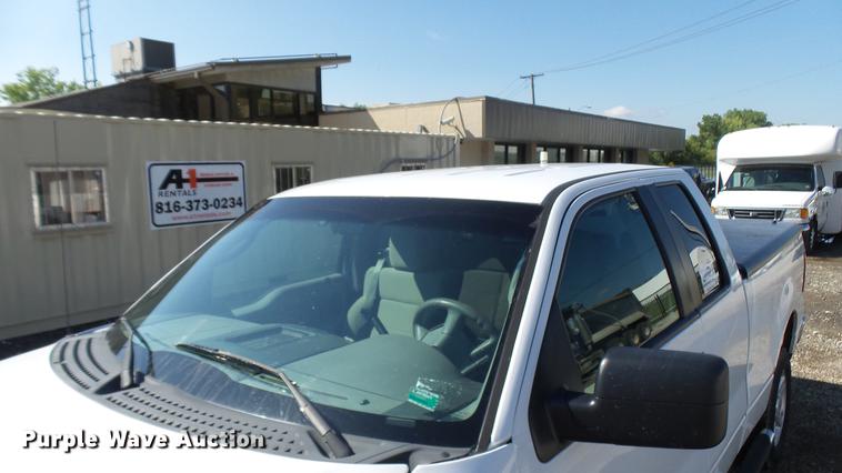 image for item DF3276 2008 Ford F150 XLT SuperCab pickup truck