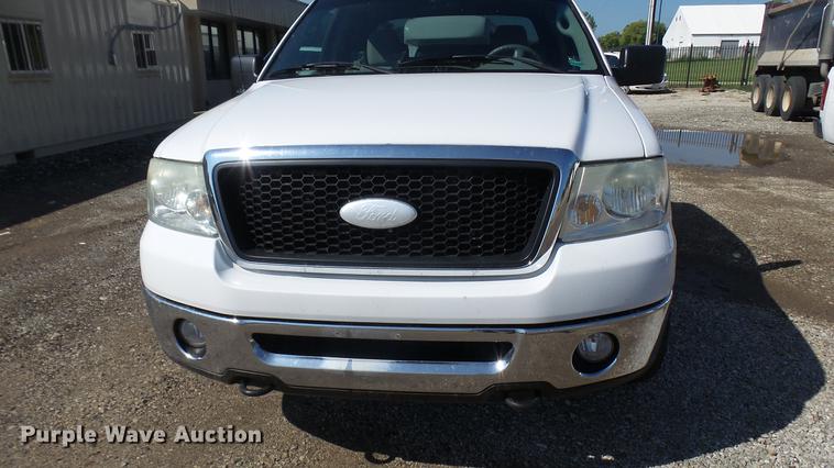 image for item DF3276 2008 Ford F150 XLT SuperCab pickup truck