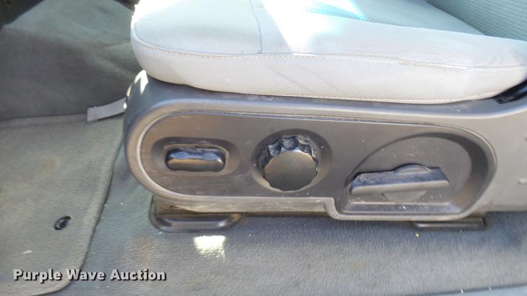 image for item DF3276 2008 Ford F150 XLT SuperCab pickup truck