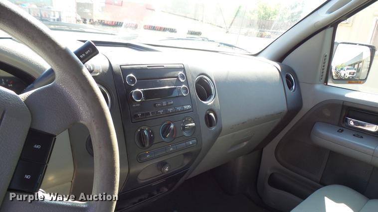 image for item DF3276 2008 Ford F150 XLT SuperCab pickup truck