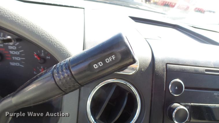 image for item DF3276 2008 Ford F150 XLT SuperCab pickup truck