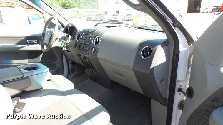 image for item DF3276 2008 Ford F150 XLT SuperCab pickup truck