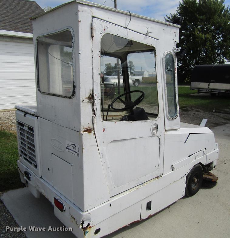 image for item DF3851 1983 Tennant Power Sweeper 365 sweeper
