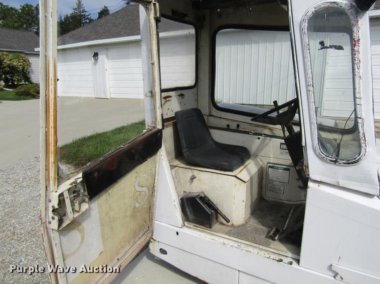 image for item DF3851 1983 Tennant Power Sweeper 365 sweeper