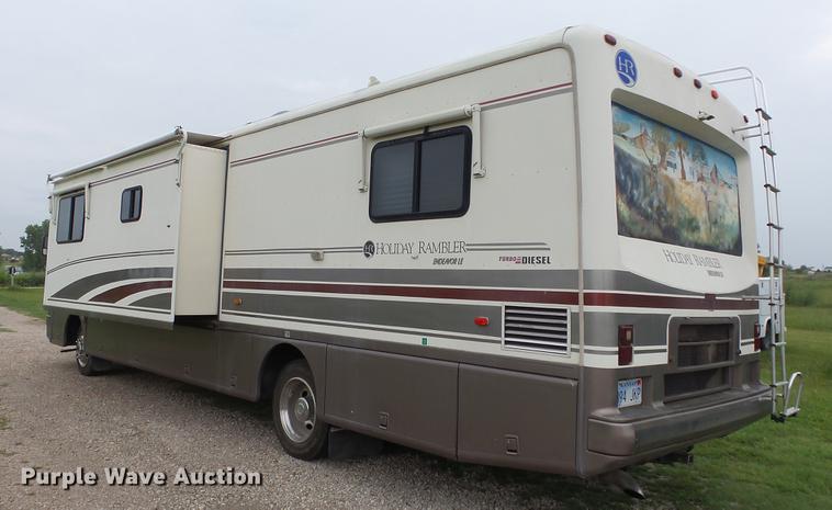 image for item DF4318 1997 Freightliner Holiday Rambler RV