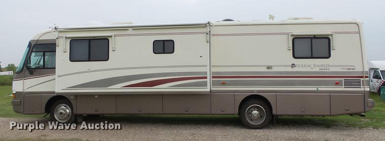 image for item DF4318 1997 Freightliner Holiday Rambler RV