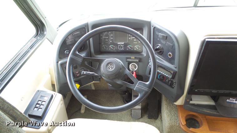 image for item DF4318 1997 Freightliner Holiday Rambler RV