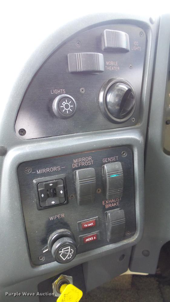 image for item DF4318 1997 Freightliner Holiday Rambler RV