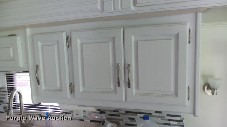 image for item DF4318 1997 Freightliner Holiday Rambler RV