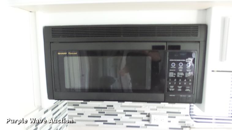 image for item DF4318 1997 Freightliner Holiday Rambler RV