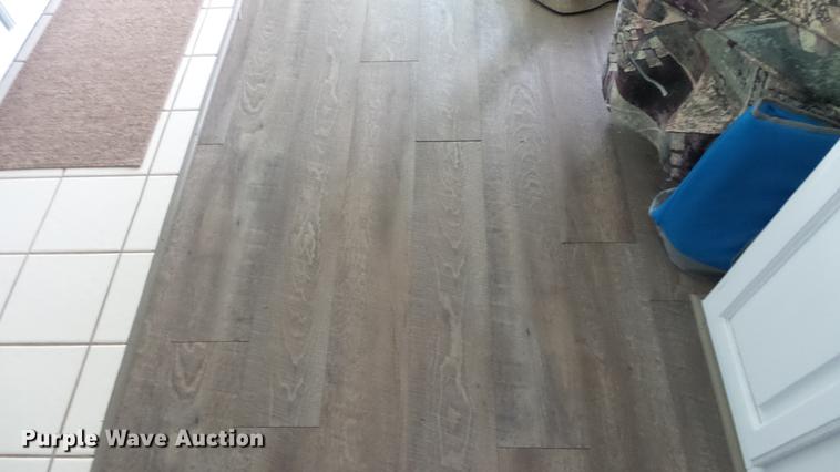 image for item DF4318 1997 Freightliner Holiday Rambler RV