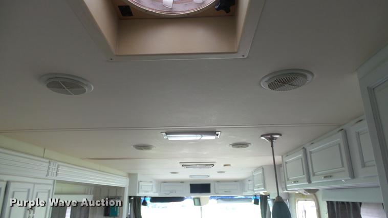 image for item DF4318 1997 Freightliner Holiday Rambler RV