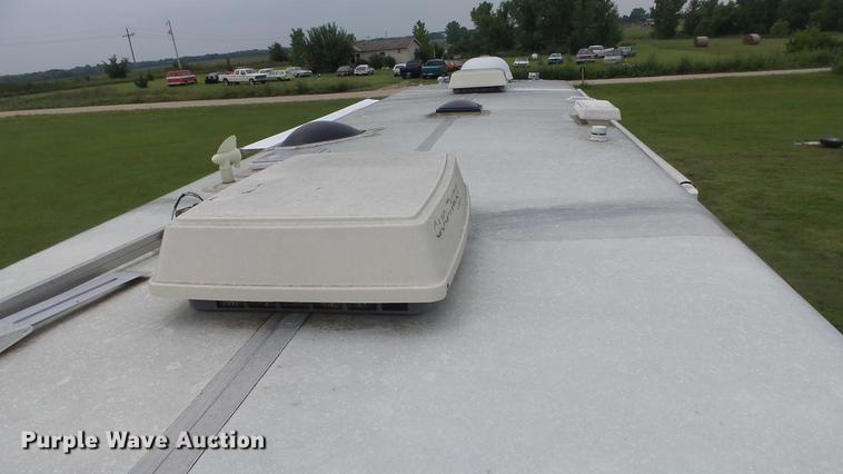 image for item DF4318 1997 Freightliner Holiday Rambler RV