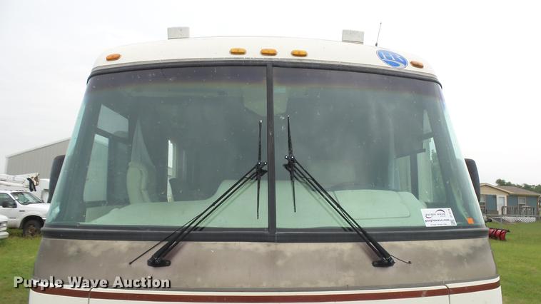 image for item DF4318 1997 Freightliner Holiday Rambler RV