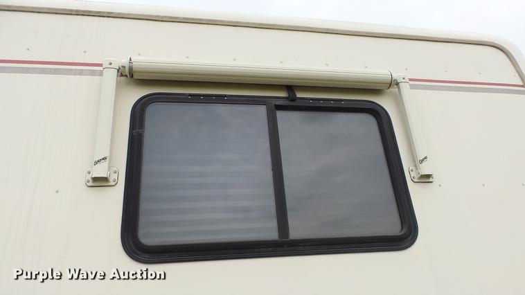 image for item DF4318 1997 Freightliner Holiday Rambler RV