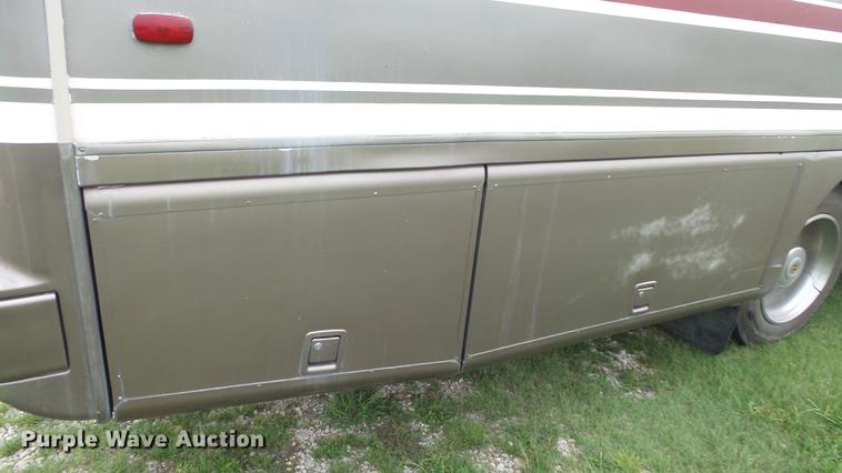 image for item DF4318 1997 Freightliner Holiday Rambler RV