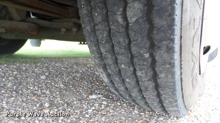 image for item DF4318 1997 Freightliner Holiday Rambler RV