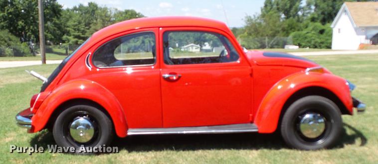 image for item DM9897 1972 Volkswagen Beetle