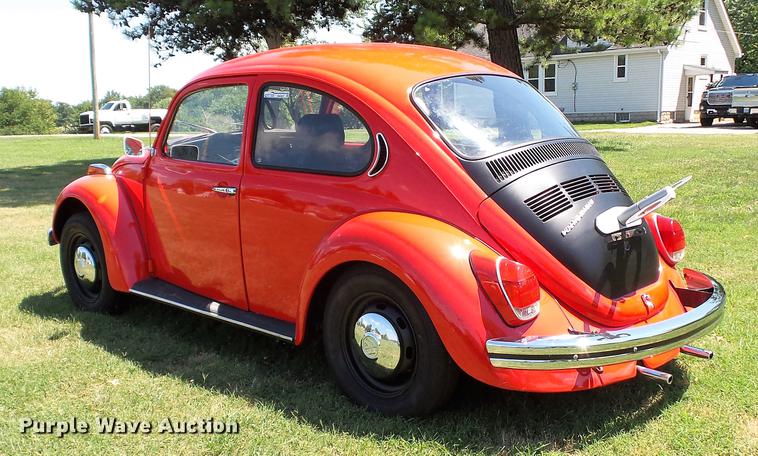 image for item DM9897 1972 Volkswagen Beetle