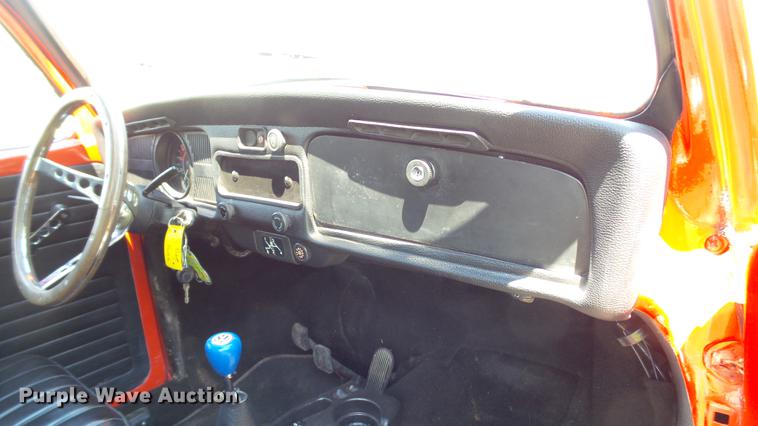 image for item DM9897 1972 Volkswagen Beetle