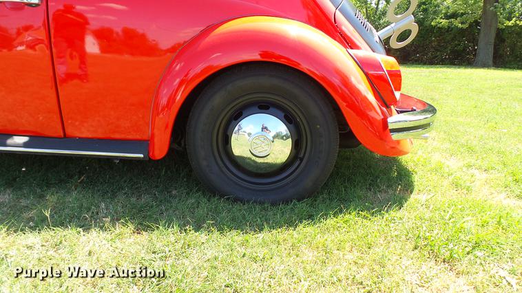 image for item DM9897 1972 Volkswagen Beetle