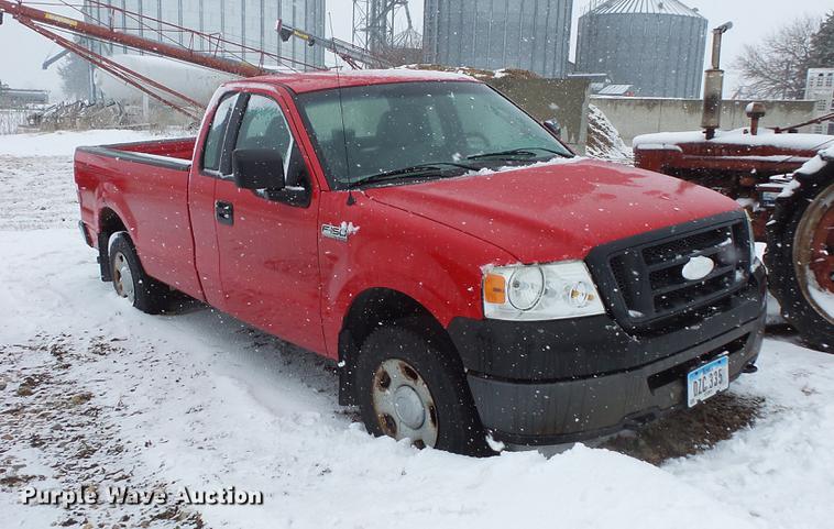 image for item DW9633 2007 Ford F150 pickup truck