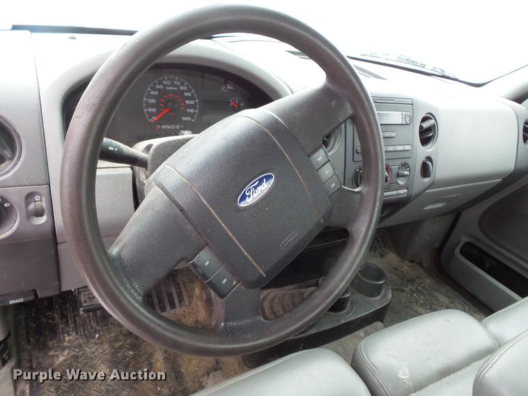 image for item DW9633 2007 Ford F150 pickup truck