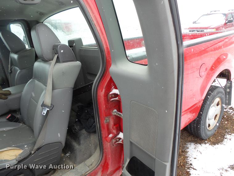 image for item DW9633 2007 Ford F150 pickup truck