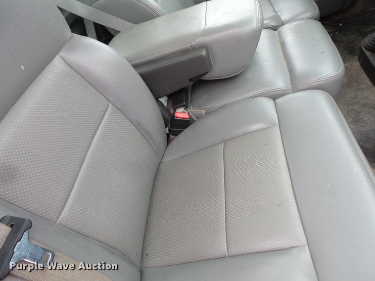 image for item DW9633 2007 Ford F150 pickup truck