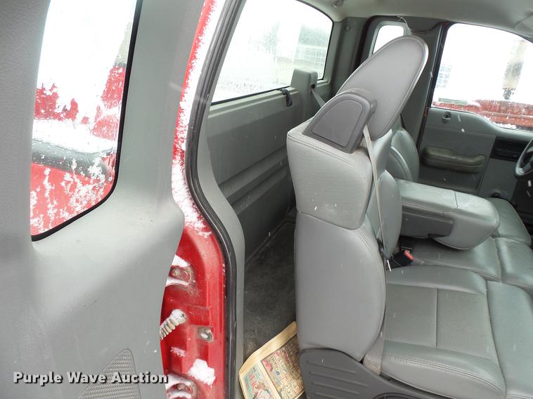 image for item DW9633 2007 Ford F150 pickup truck