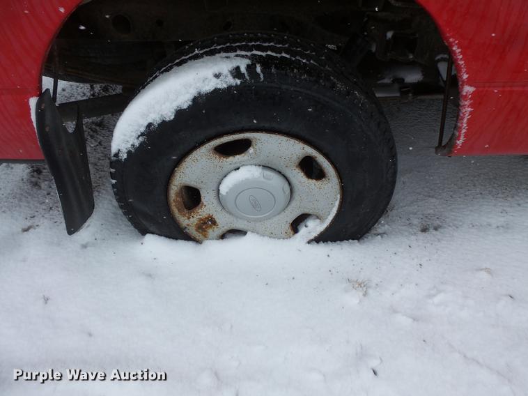 image for item DW9633 2007 Ford F150 pickup truck