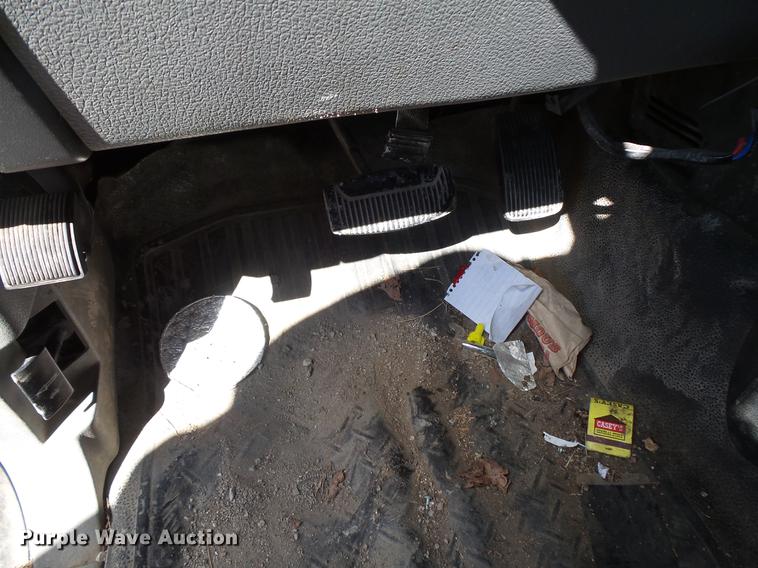 image for item DW9637 2006 Ford F150 SuperCab pickup truck