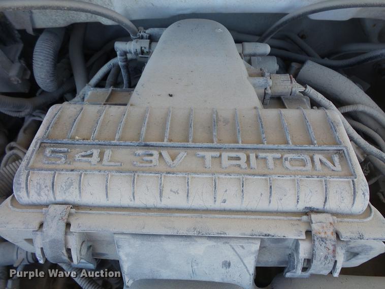 image for item DW9637 2006 Ford F150 SuperCab pickup truck