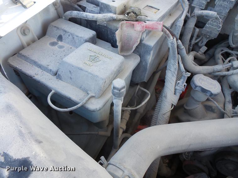 image for item DW9637 2006 Ford F150 SuperCab pickup truck