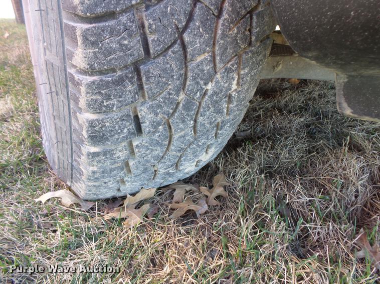 image for item DW9637 2006 Ford F150 SuperCab pickup truck