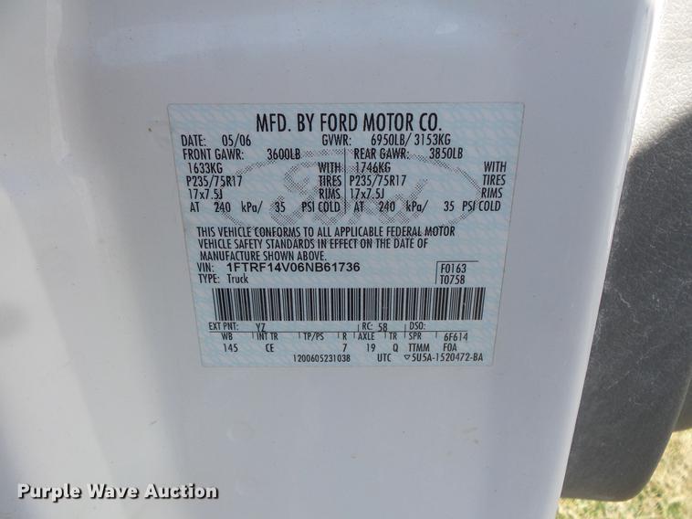 image for item DW9637 2006 Ford F150 SuperCab pickup truck