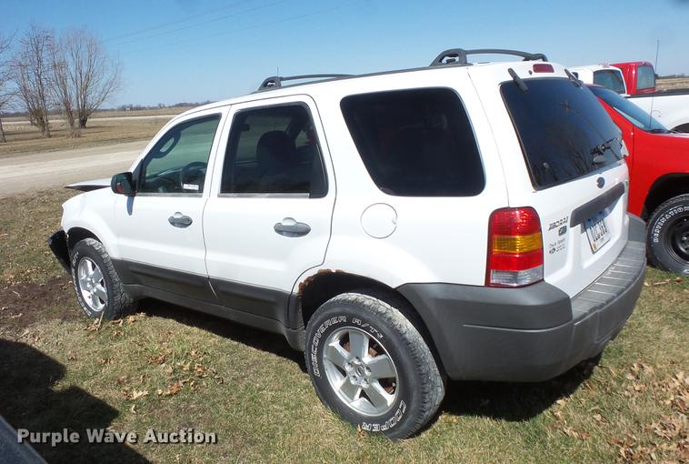 image for item DW9639 2006 Ford Escape SUV