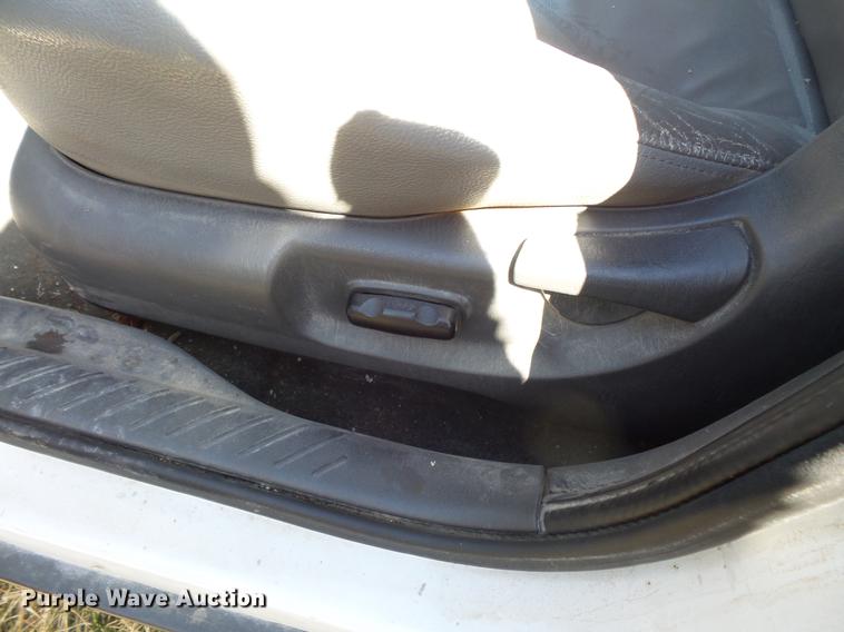 image for item DW9639 2006 Ford Escape SUV