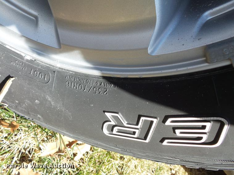 image for item DW9639 2006 Ford Escape SUV