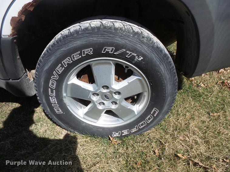 image for item DW9639 2006 Ford Escape SUV