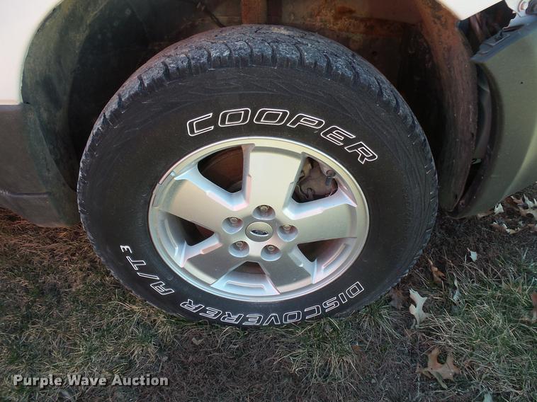 image for item DW9639 2006 Ford Escape SUV