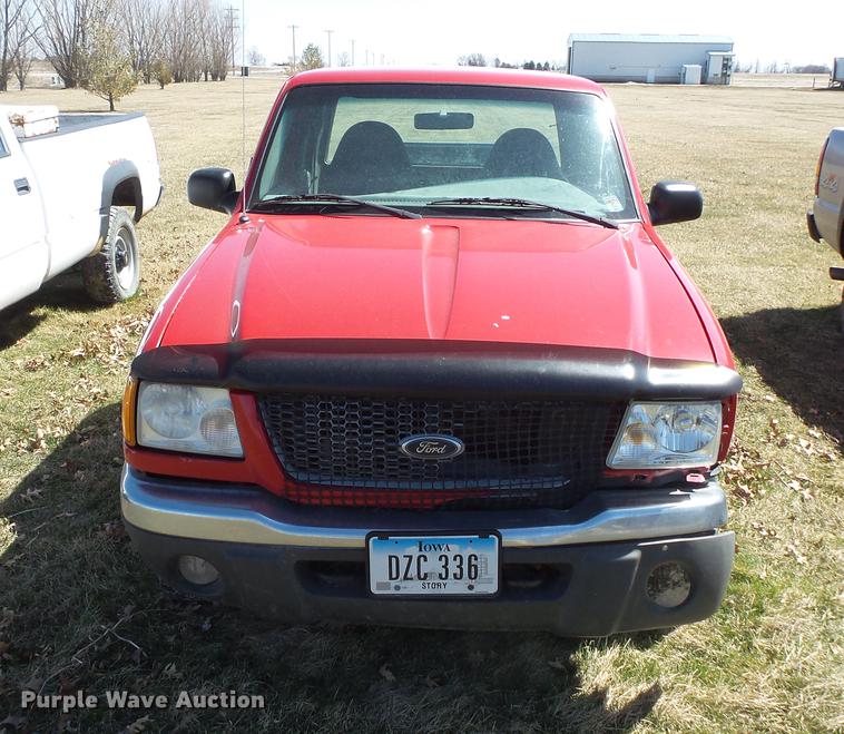 image for item DW9641 2001 Ford Ranger XLT SuperCab pickup truck
