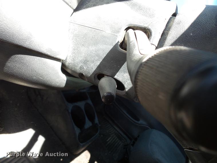 image for item DW9641 2001 Ford Ranger XLT SuperCab pickup truck