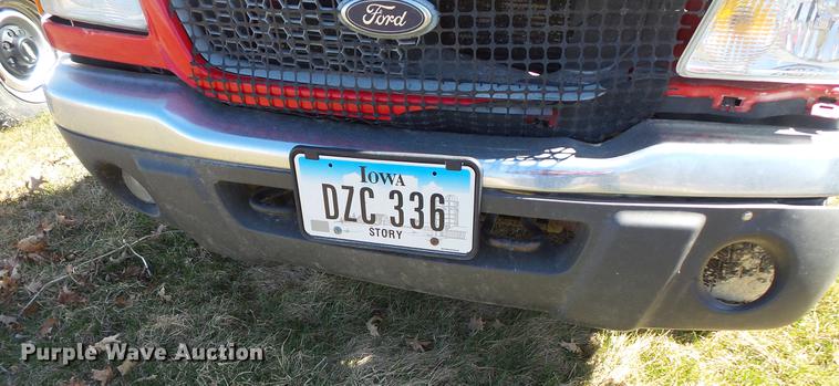 image for item DW9641 2001 Ford Ranger XLT SuperCab pickup truck