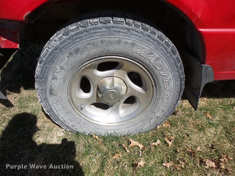 image for item DW9641 2001 Ford Ranger XLT SuperCab pickup truck