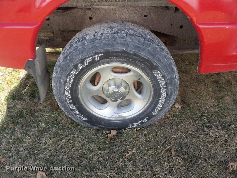 image for item DW9641 2001 Ford Ranger XLT SuperCab pickup truck