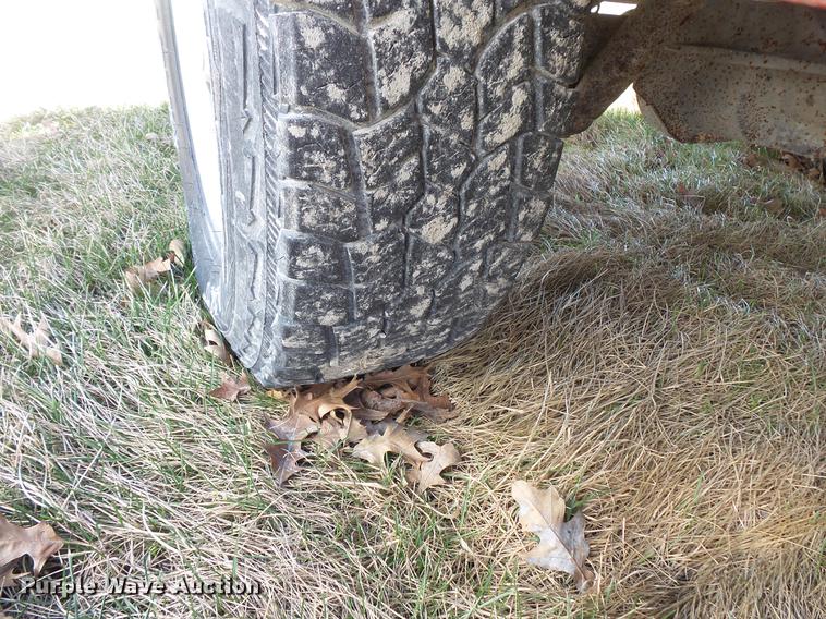 image for item DW9641 2001 Ford Ranger XLT SuperCab pickup truck